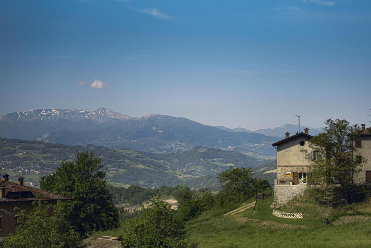 Bebbio Casale Monte Valestra B&B 외부 사진