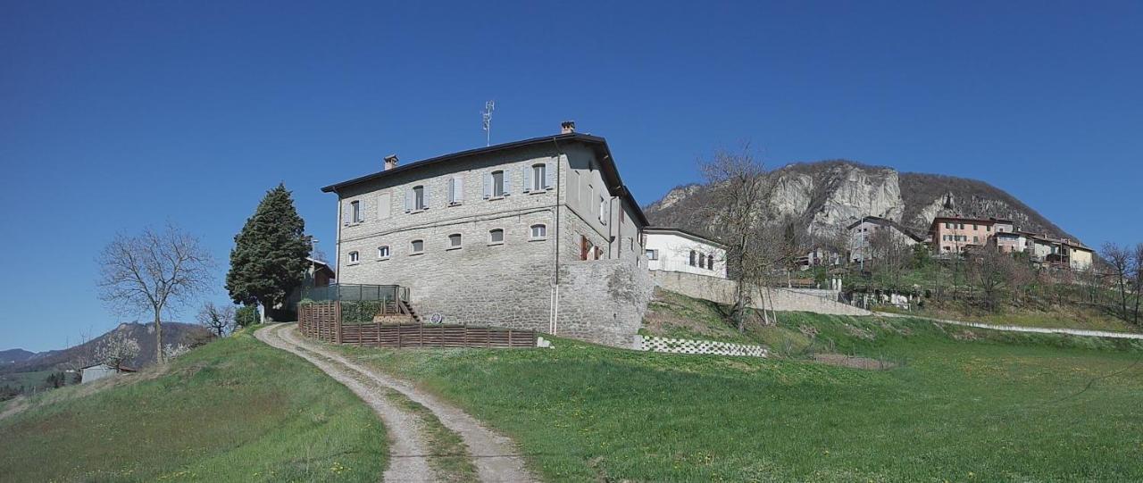 Bebbio Casale Monte Valestra B&B 외부 사진